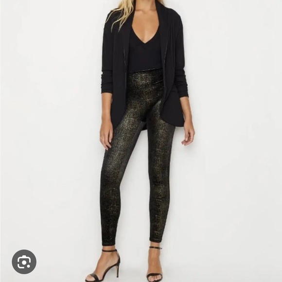 Spanx black gold velvet leggings S S/P perfect for holidays